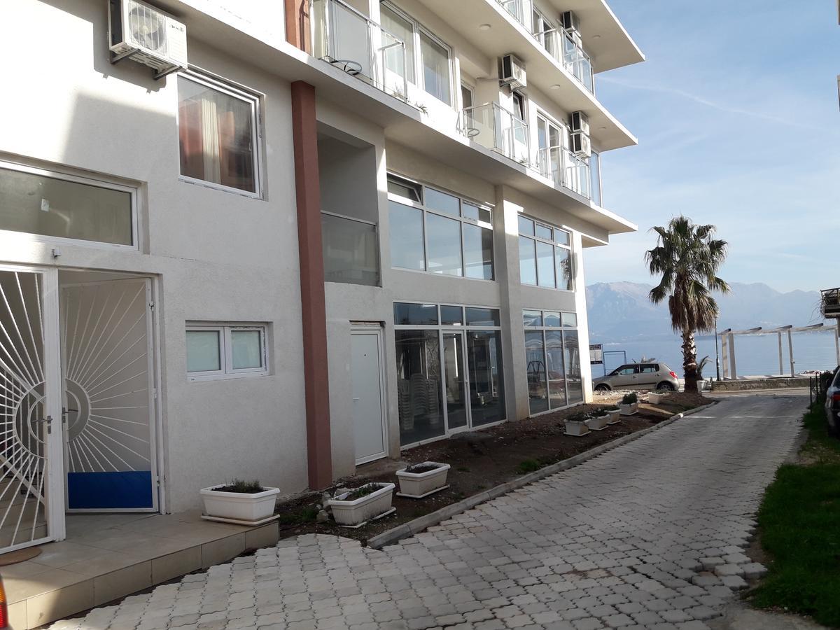 Apartment Poseidon Herceg Novi Bilik gambar